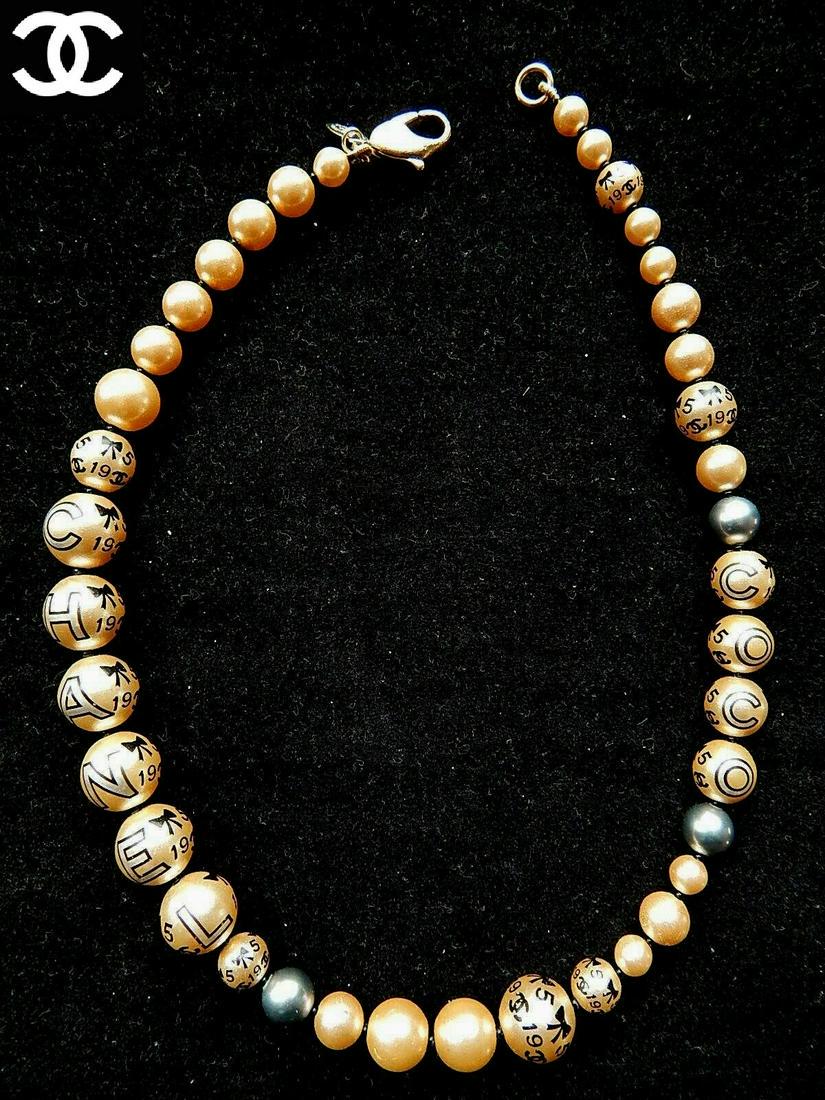 Auth Vintage COCO Chanel Pearl Necklace (1 of 9)