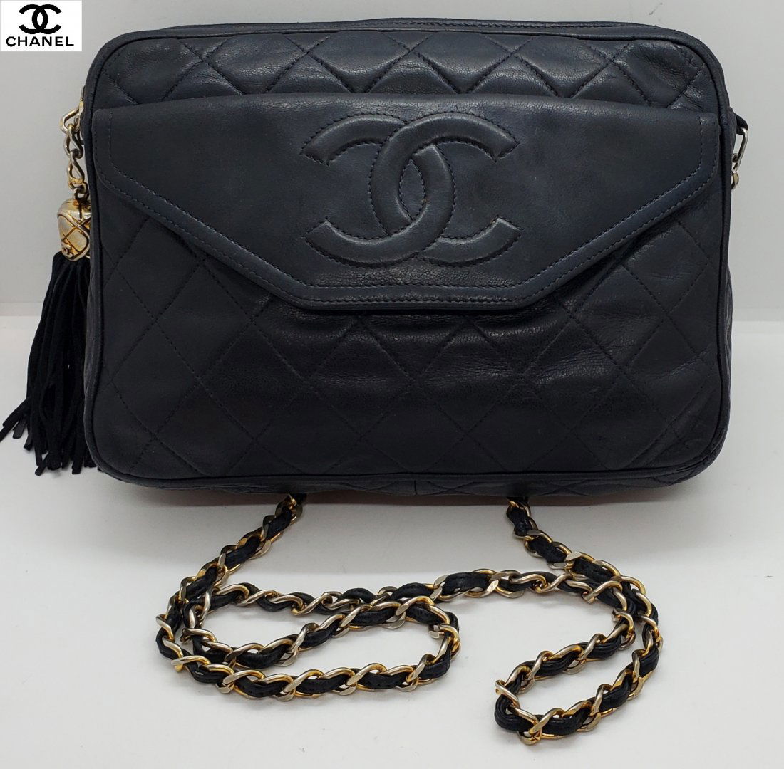 Chanel Lamb Skin CC Logo Shoulder Bag (1 of 8)