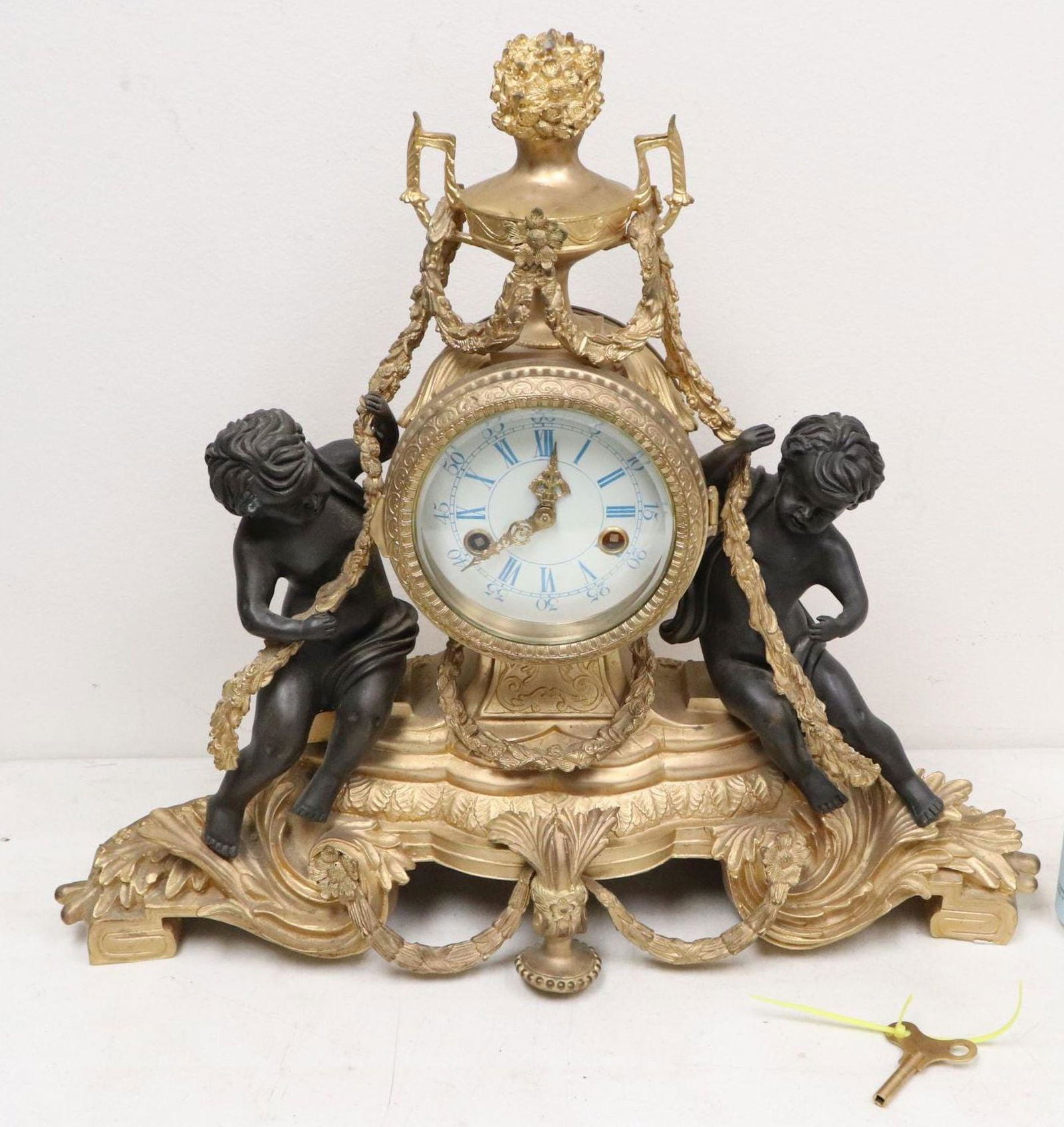 French 19thc Bronze Cherub Mantle Clock (1 of 9)