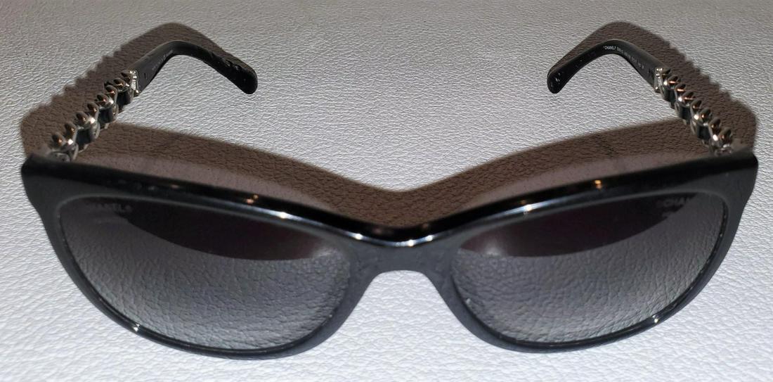 Vintage Chanel Classic Polarized Sunglasses (1 of 7)