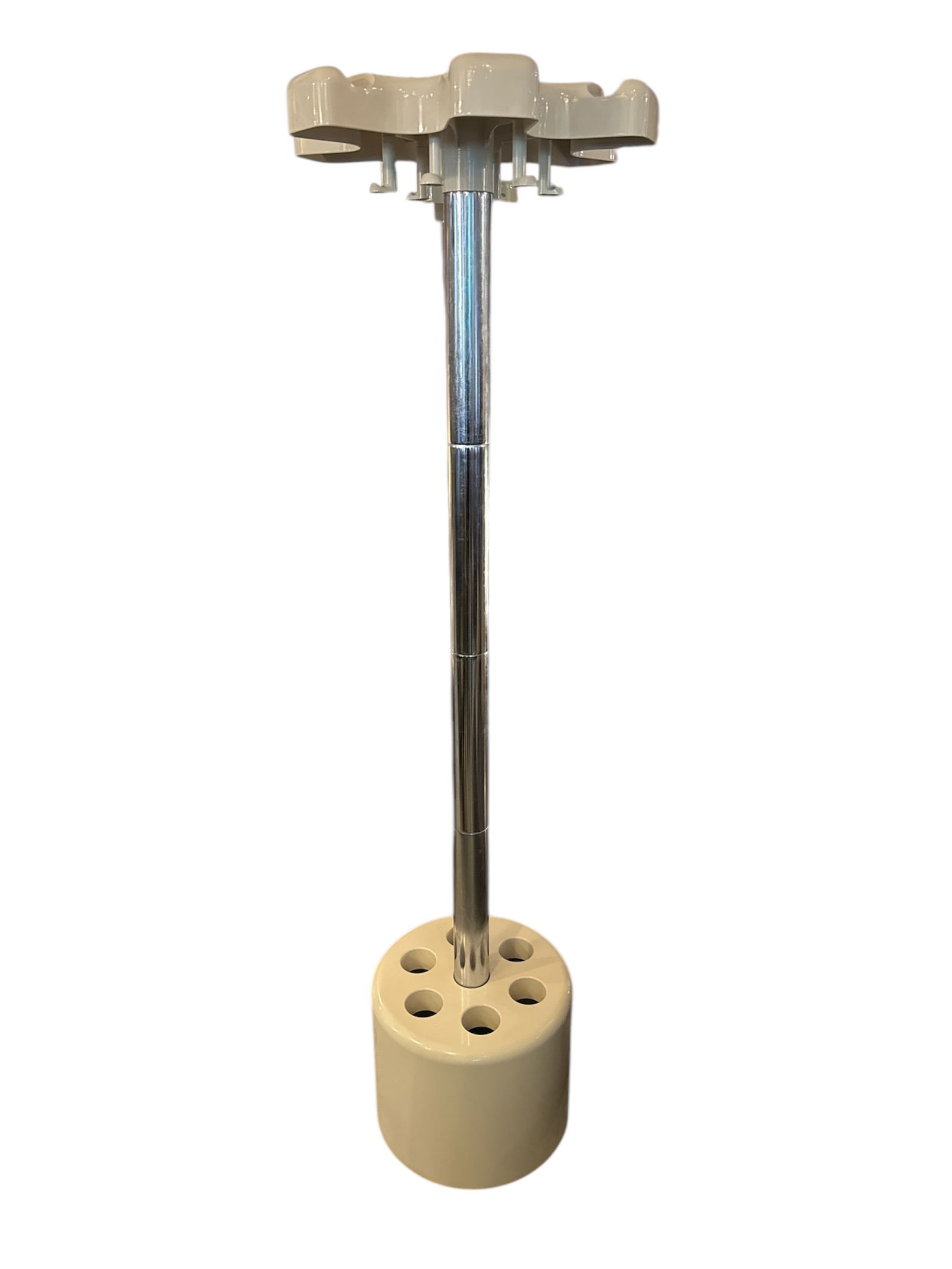 Velca Valet Stand, Manner of Paolo Orlandini and Roberto Lucci: The Velca Valet Stand, is a sophisticated blend of form and function, designed by the acclaimed Italian designers Paolo Orlandini and Roberto Lucci. W13 x D13 x H63