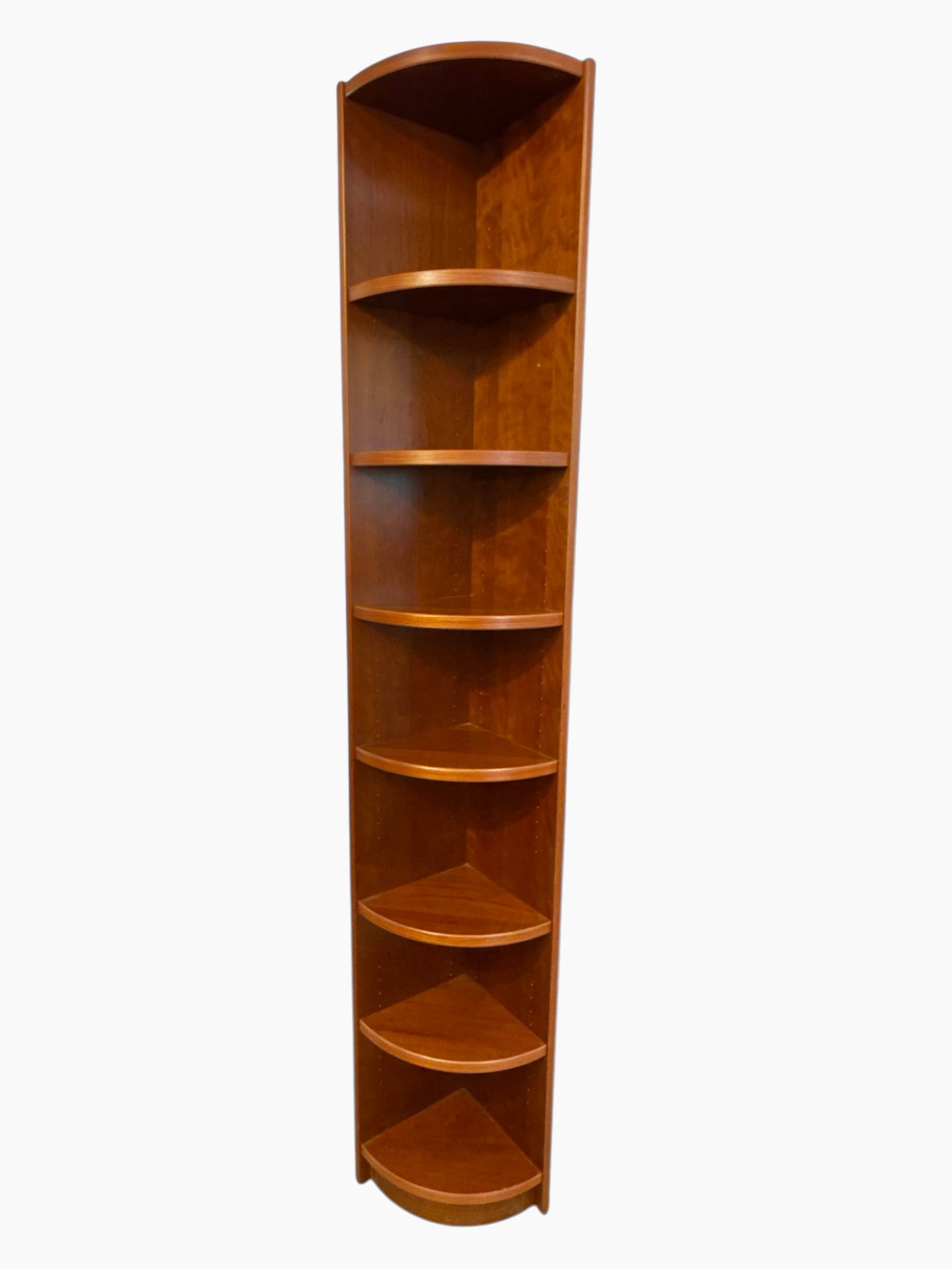 1970s Teak Danish Corner Display Bookshelf: Introducing the 1970s Teak Danish Corner Display Tall Bookshelf, a stunning mid-century modern piece that seamlessly combines function and elegance. W17.5 x D12.5 x H88