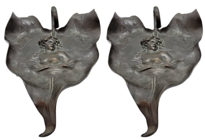 Center Piece W/Womans Figure