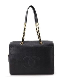 Auth XL Jumbo Caviar Chanel Shoulder Bag