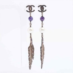 Vintage Jumbo Pearl Leaf  Earrings