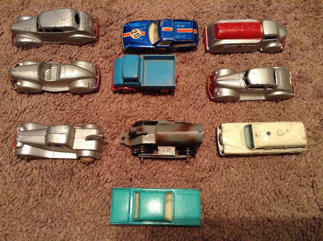 Vintage Match Box and Tootise Toy Cars (1 of 1)