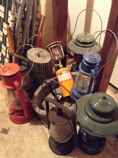Group of Vintage Laterans and newer: Group of Vintage Laterns and newer - Dietz, some marked 1914 on glass, no rust, Coleman laterns and Fountain.