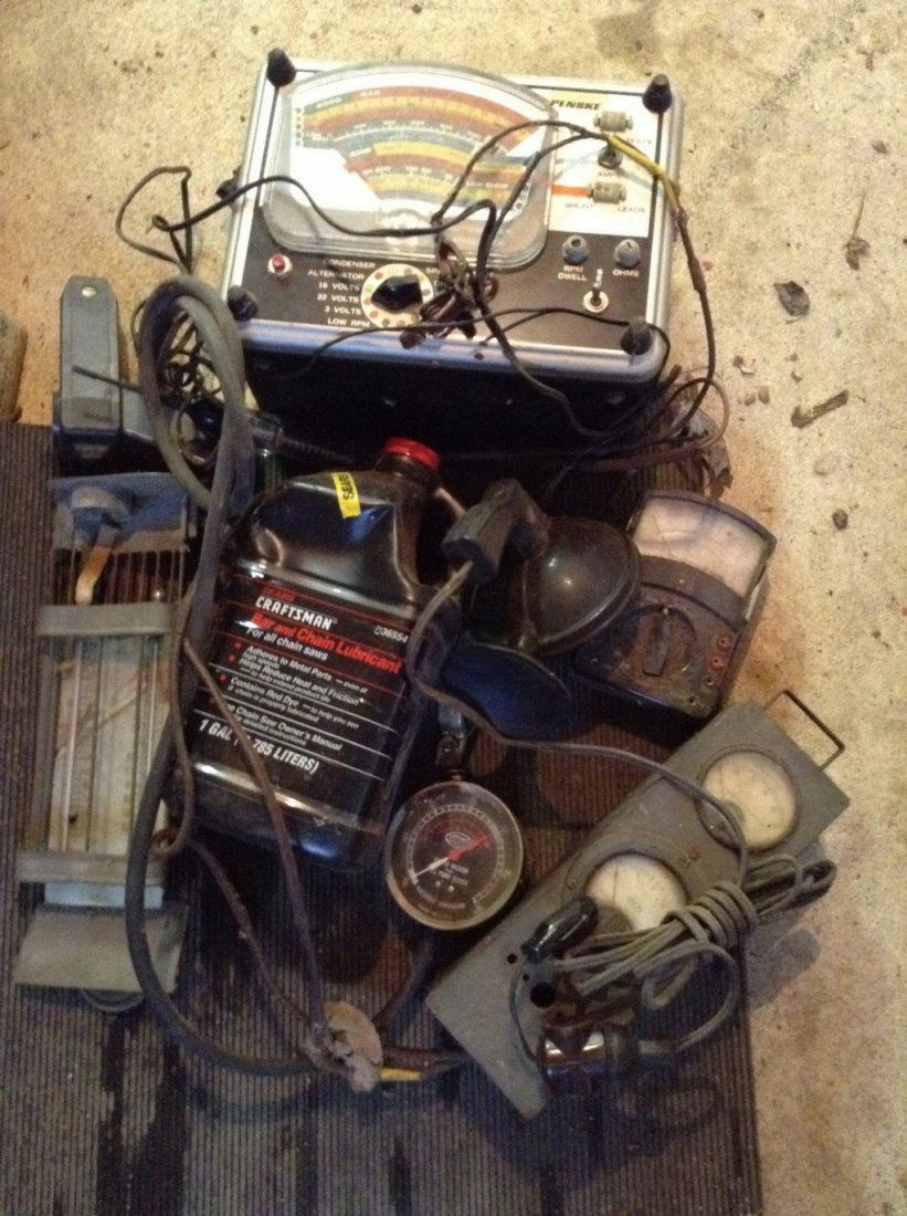 Vintage electrical auto tools and gauges. (1 of 1)