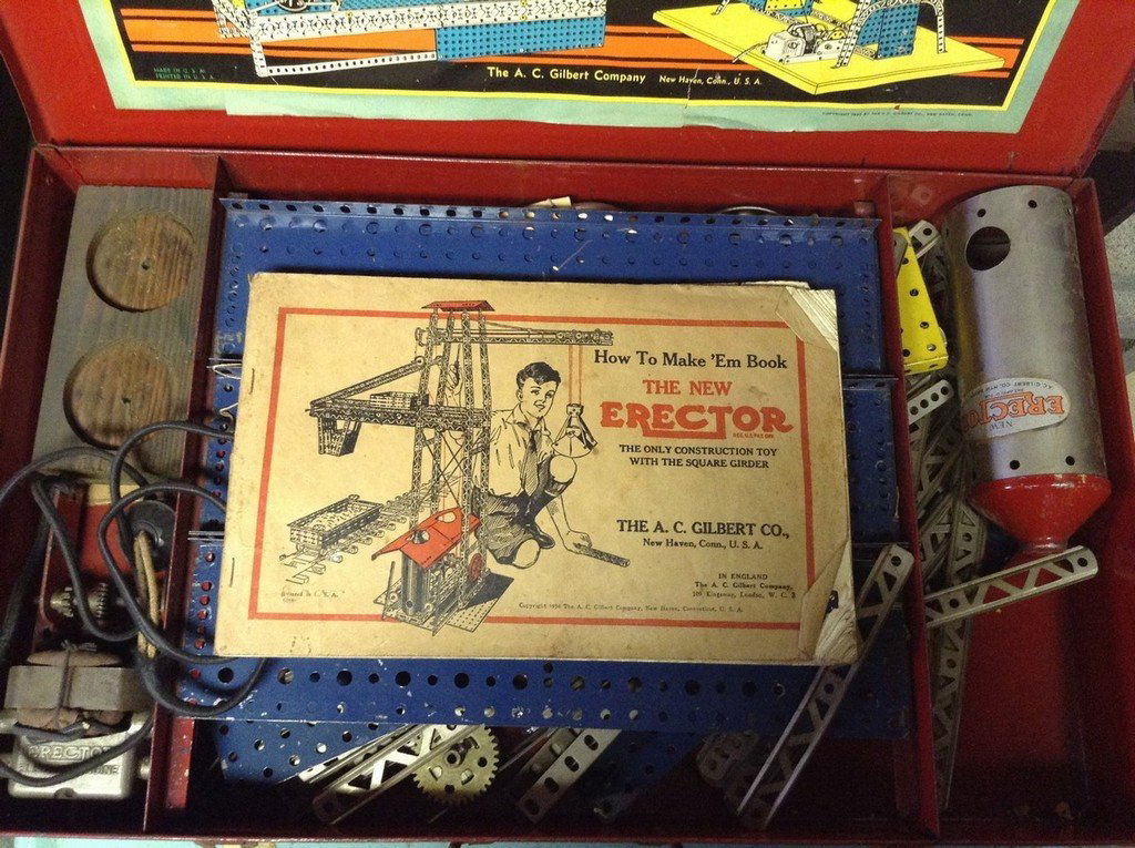 Gilbert Chemistry set in wood box (1 of 5)