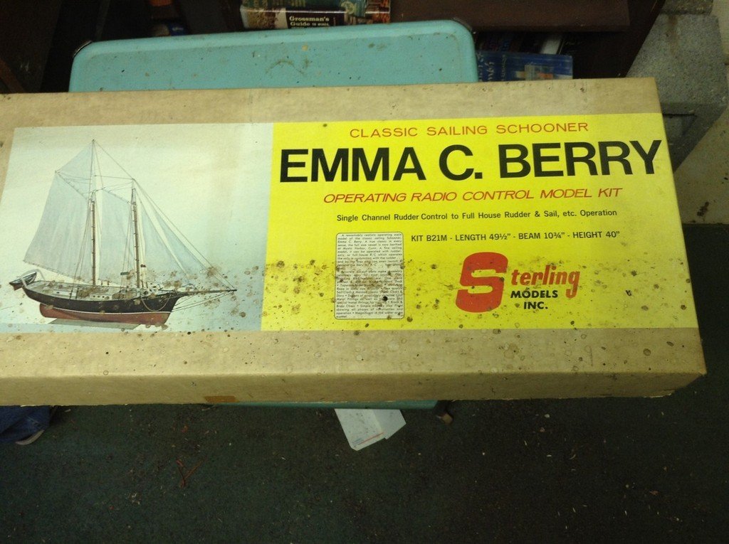 Sterling Ship remote control Model in  box never used (1 of 2)