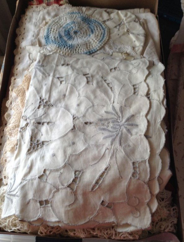 Box of Vintage Embroidered Napkins, runners and table c (1 of 2)