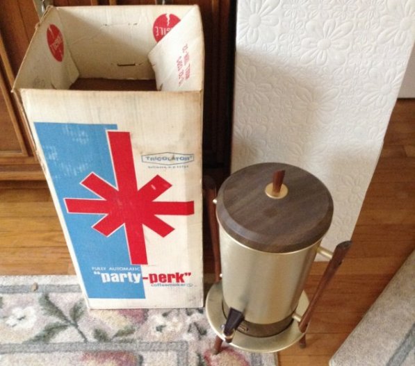 Tricolator Mid- Centry coffee pot (1 of 1)