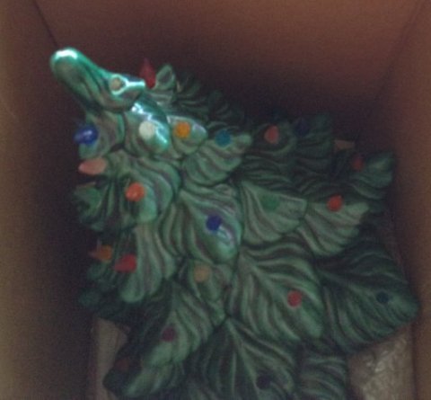 Vintage Ceramic Christmas Tree and Other Items: Vintage Ceramic Christmas Tree and Other Items: as seen in photos