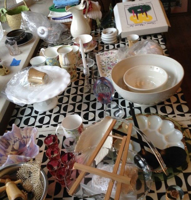 Complete contents on top of table (1 of 3)