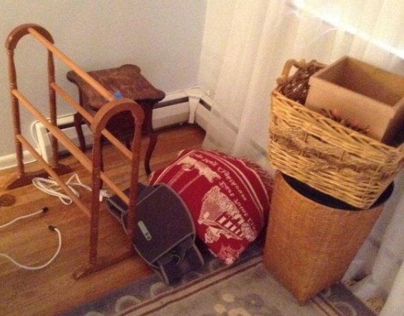 Corner contents of bed room (1 of 3)