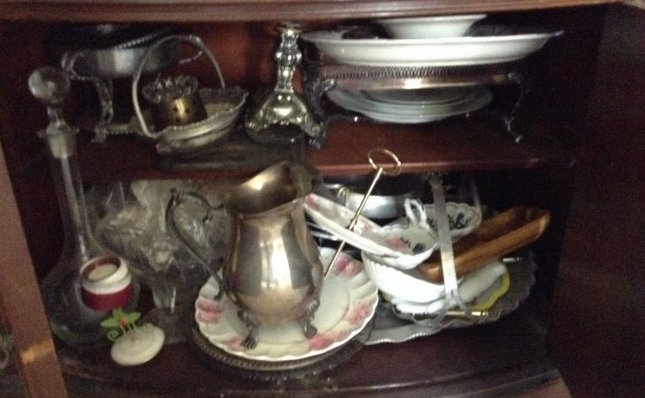 complete contents of drawer cabinet credenza: complete contents of drawer cabinet credenza: as seen in photo THIS IS THE MONEY ONE BUY IT YOU WONT BE SORRY