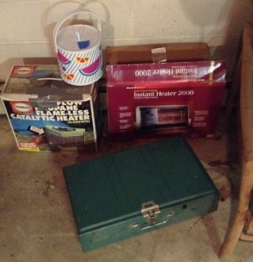 Colman camping stove (1 of 1)