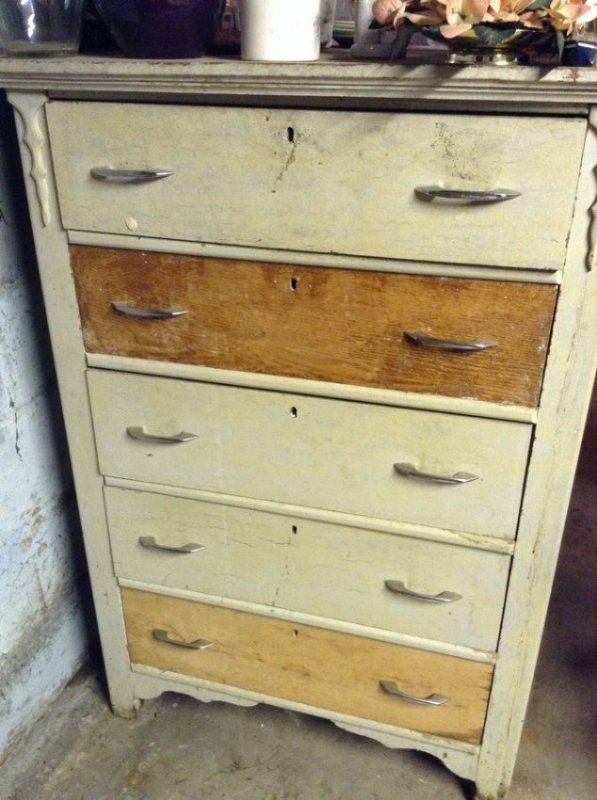 Very Early Dresser (1 of 1)