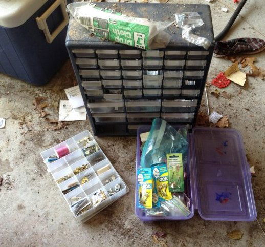 Nut and bolt organizer (1 of 1)