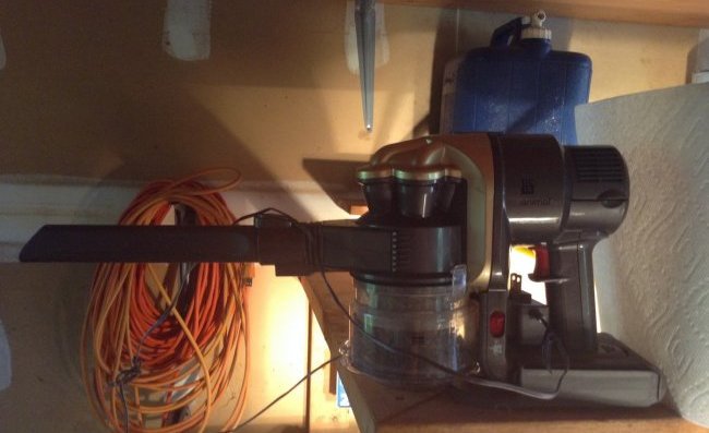 Cordless Dyson animal hand vacuum with charger - (1 of 1)