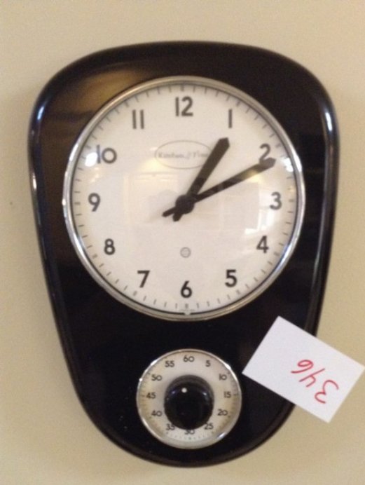 Vintage Kitchen Clock (1 of 1)