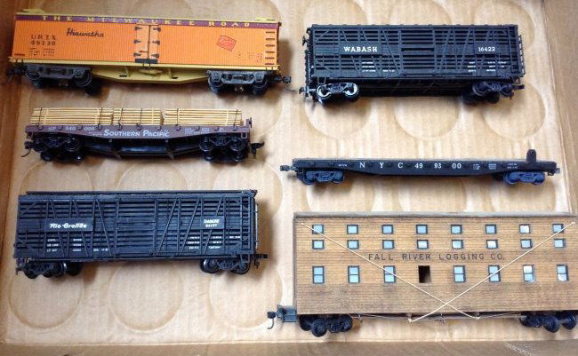 Vintage HO Rolling Stock (1 of 1)