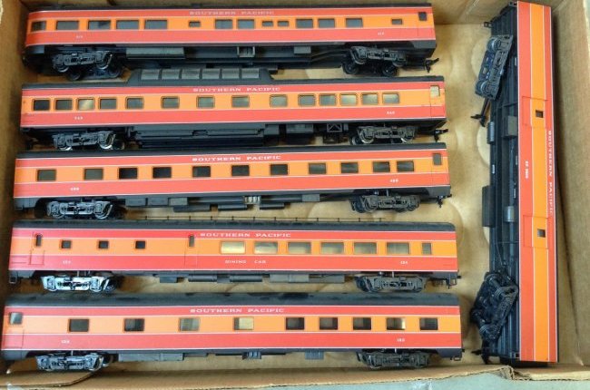 Southern Pacific 6 pieces: Southern Pacific 6 pieces: as seen in photo