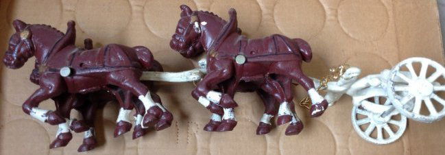 Cast Iron Horsewagon: Cast Iron Horsewagon: as seen in photo