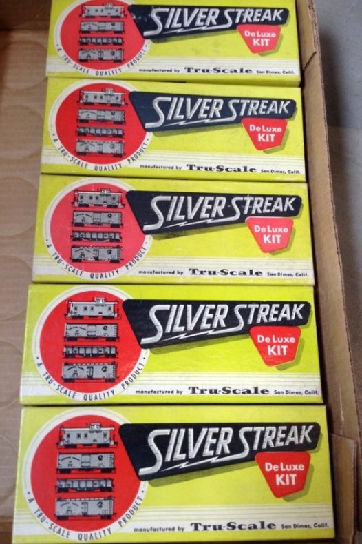 New in box Lot of 5 silver streak: New in box Lot of 5 silver streak: as seen in photo