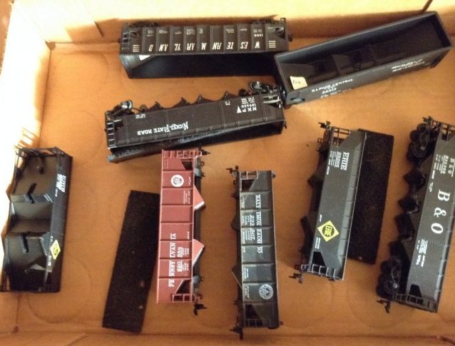 Lot of Hopper Train Cars: Lot of Hopper Train Cars: as seen in photo