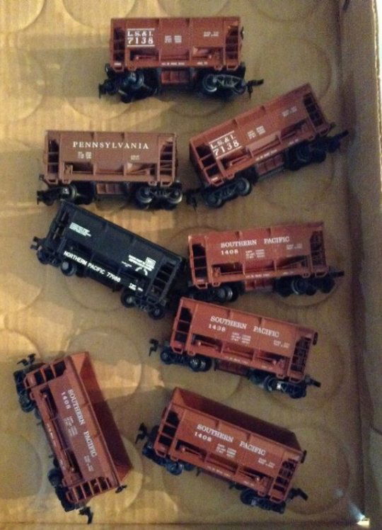 VARIOUS TRAIN CARS (1 of 1)