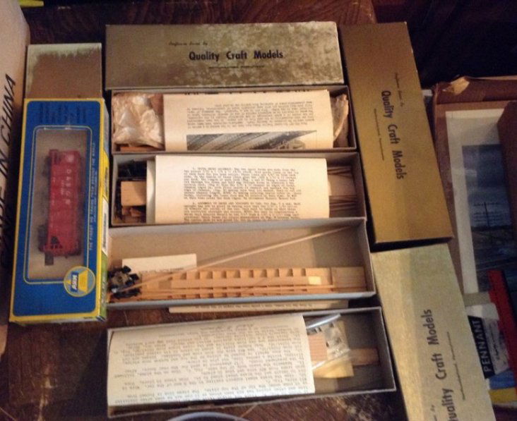 VARIOUS TRAIN CARS (1 of 1)