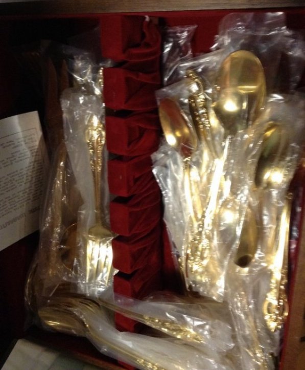 gold toned estia flatware NEW (1 of 1)