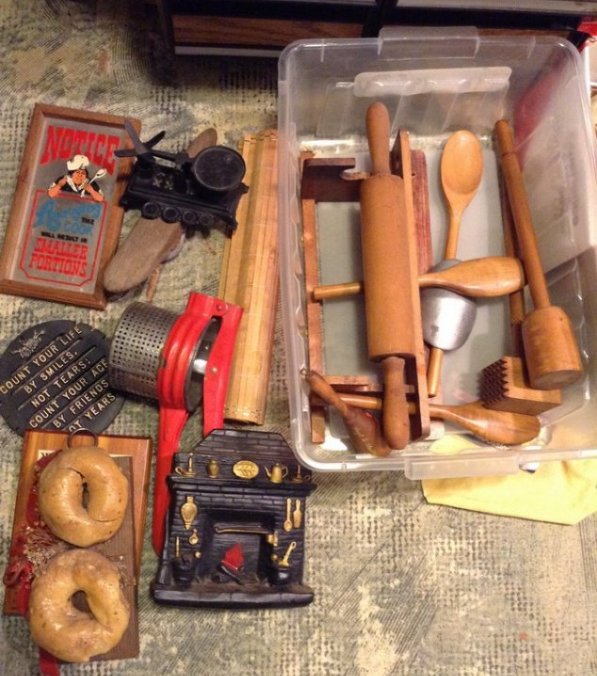 vintage kitchen items including cast iron (1 of 1)