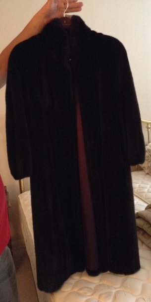 3/4 mink coat (1 of 1)