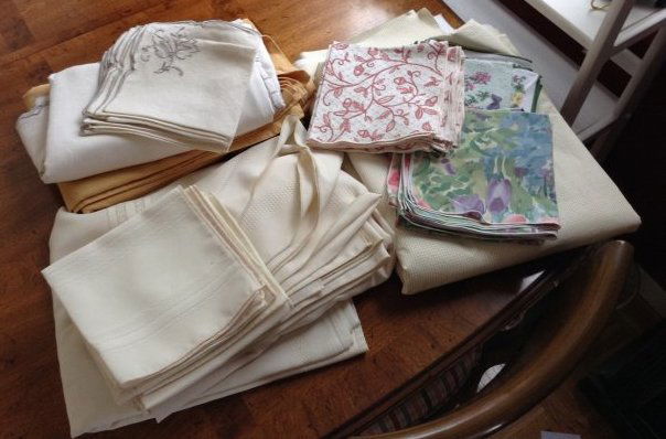 Vintage linens, table clothes and napkins (1 of 1)