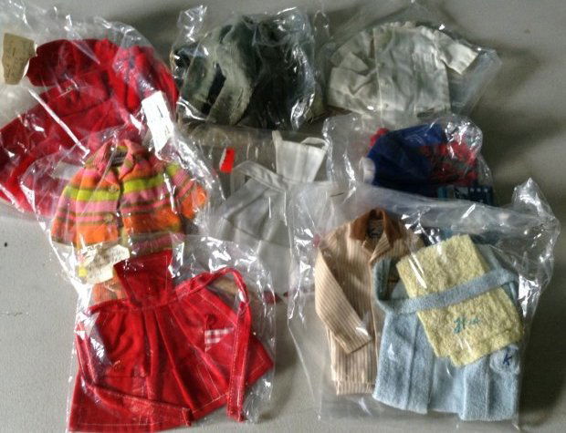 Vintage Black label barbie doll clothes (1 of 1)