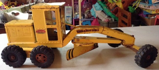 Tonka Road Grader (1 of 1)