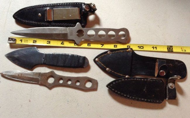 3 Knives Daggers (1 of 1)