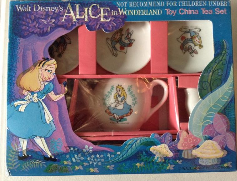 Disney Alice in Wonderland Tea Set Ceramic: Disney Alice in Wonderland Tea Set Ceramic