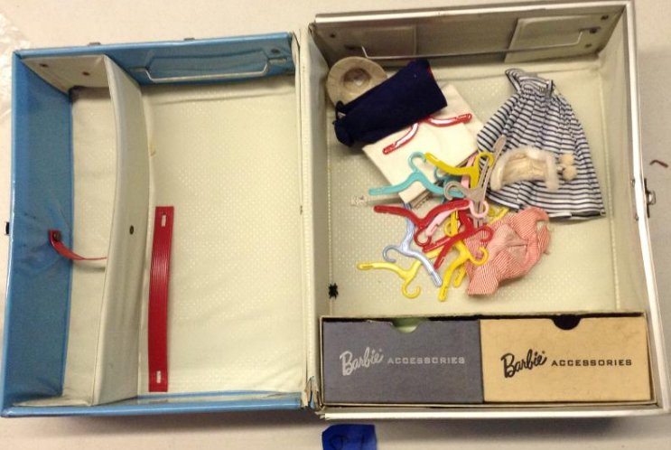 Vintage Barbie Accessories (1 of 1)