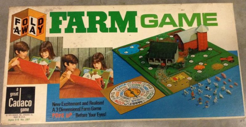 1970 Fold Away Farm Game (1 of 1)