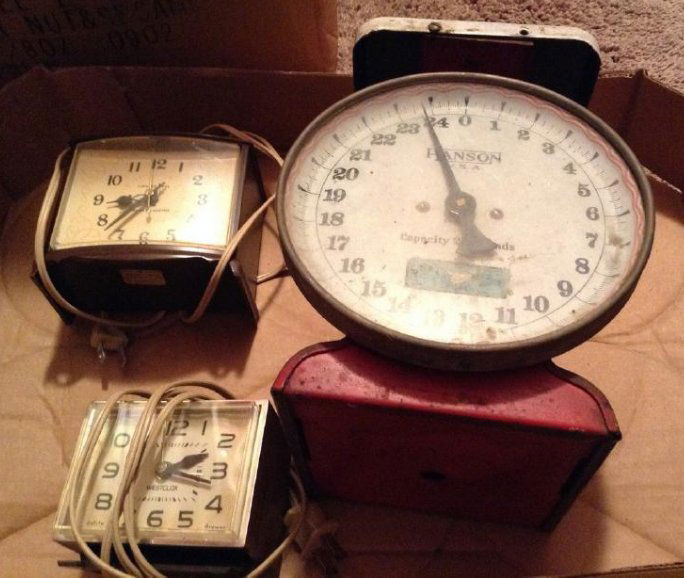 Vintage Kitchen Scale working condition & 2 alarm (1 of 1)