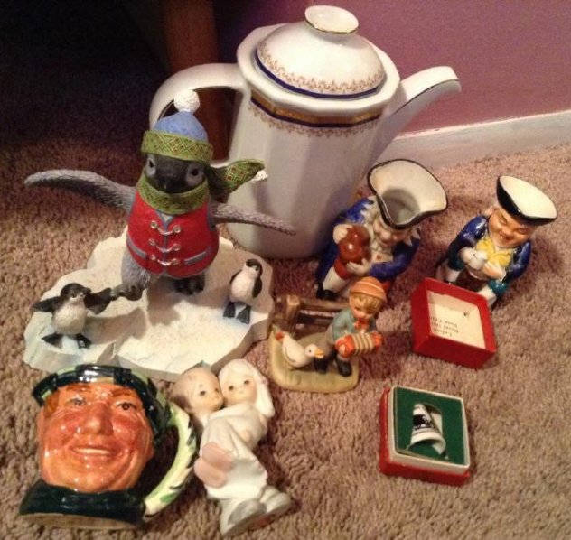 Lenos, Toby Mugs, Tea Pot and more: Lenos, Toby Mugs, Tea Pot and more