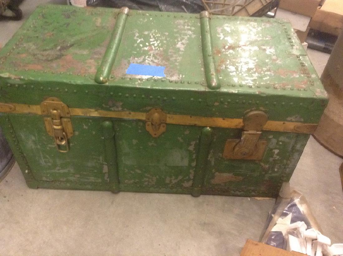 metal steamer trunk (1 of 1)
