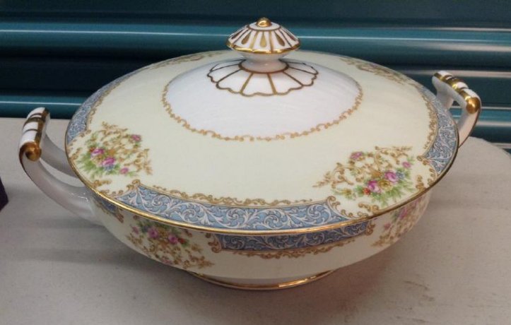 Noritake Covered Veggie Dish: Noritake Covered Veggie Dish