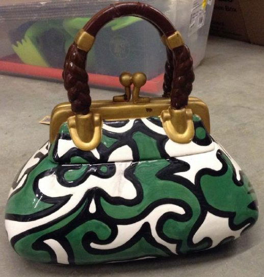 Cookie jar purse (1 of 1)