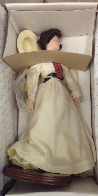 Danbury Mint Doll Croquet (1 of 1)