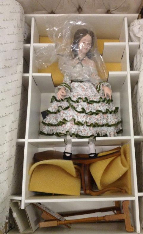 Danbury Mint Doll Sampler (1 of 1)