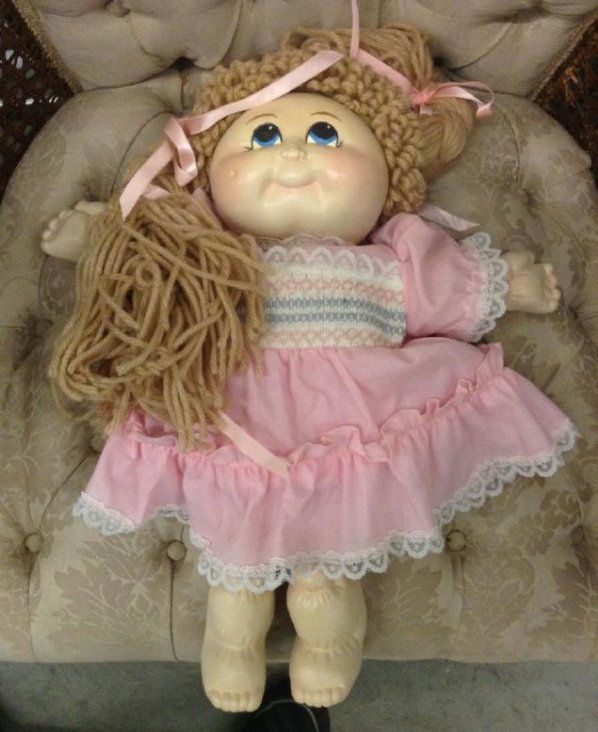 Vintage Cabbage Patch Porcelain Doll (1 of 1)